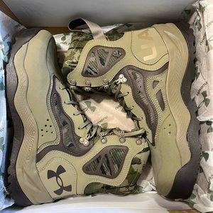 Under Armour Charger Raider Boots